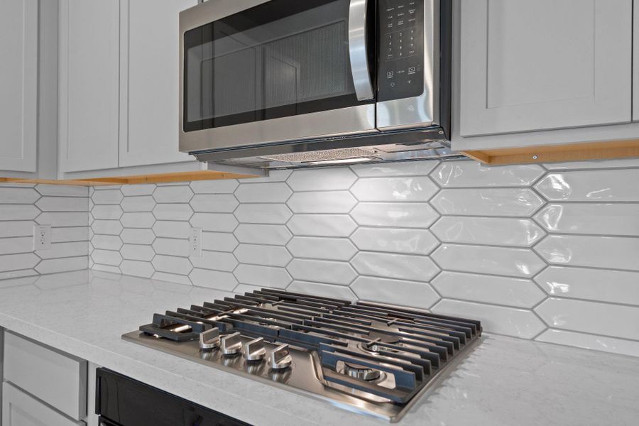 Close-up of interior finishes inside a home in Westridge Cove, Conroe (Image 13).