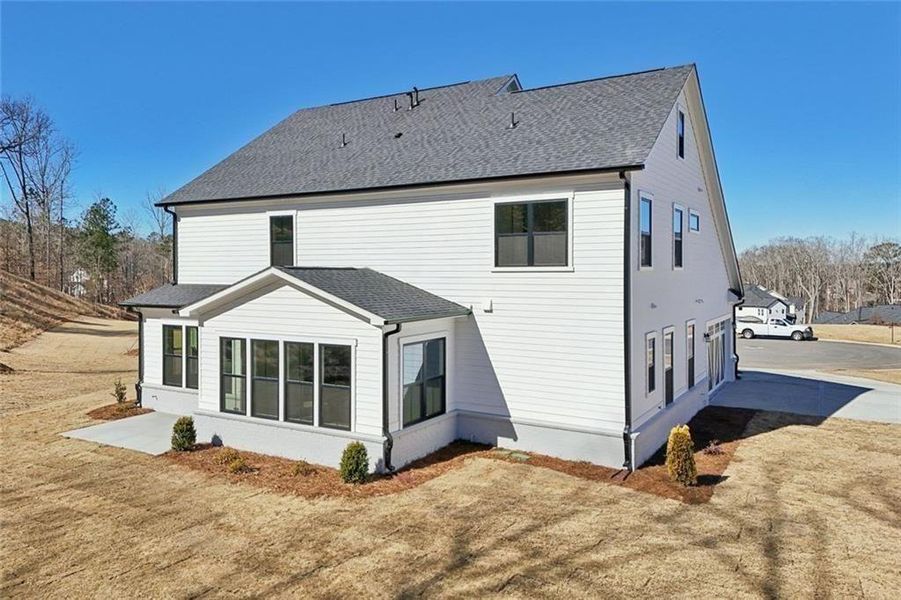 Exterior details and patio area of a home in Sterling Pointe, Cumming (Image 40).