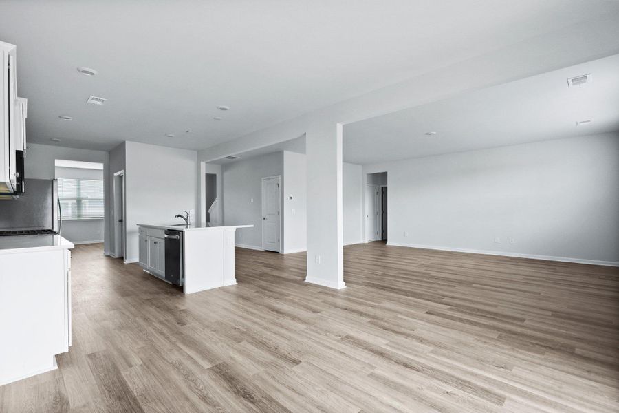 Spacious, unfurnished interior of a new home in The Garrison, Summerville (Image 12). Spacious, unfurnished interior of a new home in The Garrison, Summerville (Image 12).