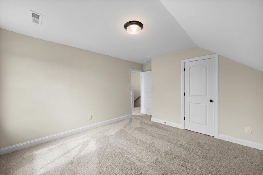 Spacious, unfurnished interior of a new home in Grove Park, Clemmons (Image 41).