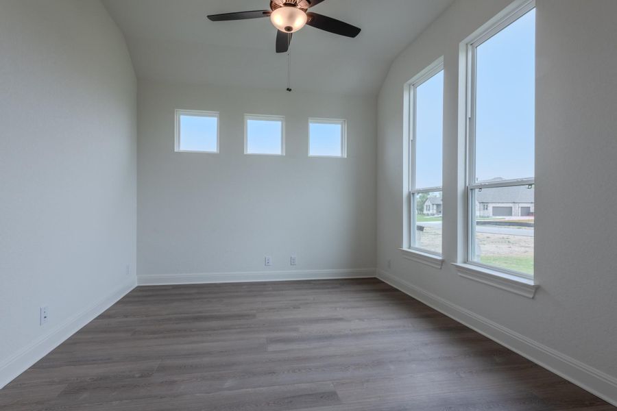 Representative unfurnished interior of a home built from the Avalon II by Ashton Woods in Waldsanger, New Braunfels (Image 8). Representative unfurnished interior of a home built from the Avalon II by Ashton Woods in Waldsanger, New Braunfels (Image 8).