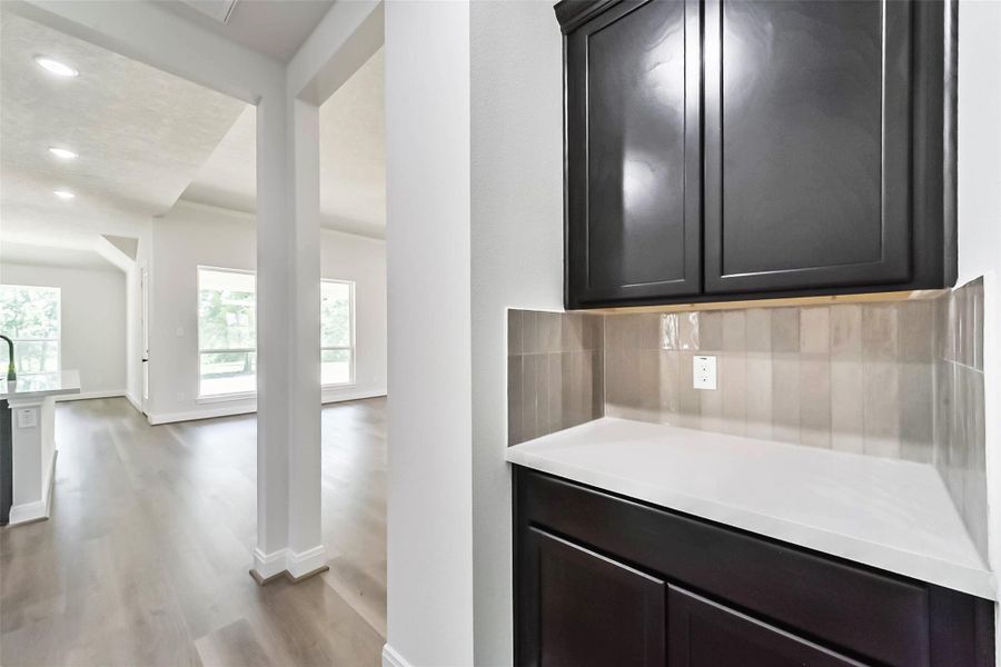 Furnished interior view inside a new home in , Baytown (Image 10).