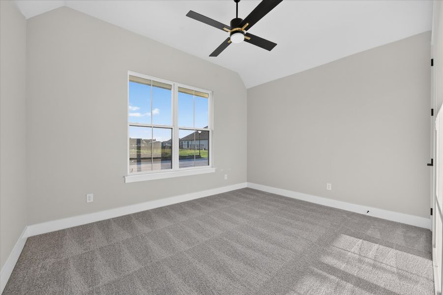 Spacious, unfurnished interior of a new home in Paloma Ranches, Justin (Image 31).