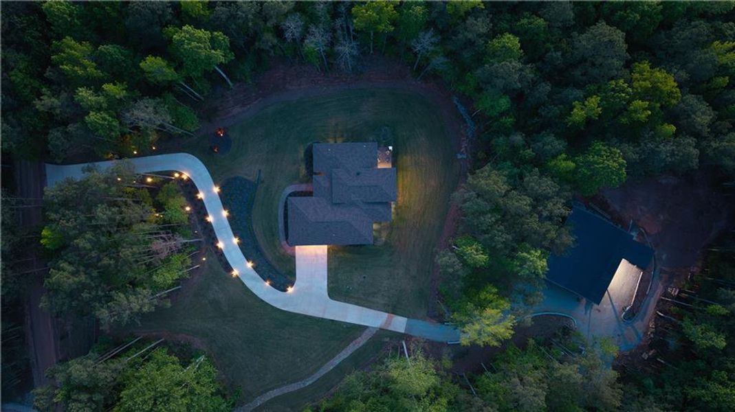Community amenities in , Whitesburg (Image 45).