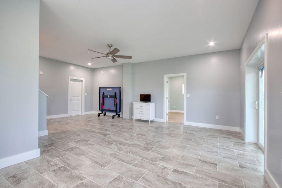 Spacious, unfurnished interior of a new home in , Georgetown (Image 21).