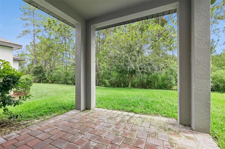 Exterior details and patio area of a home in , Daytona Beach (Image 30).