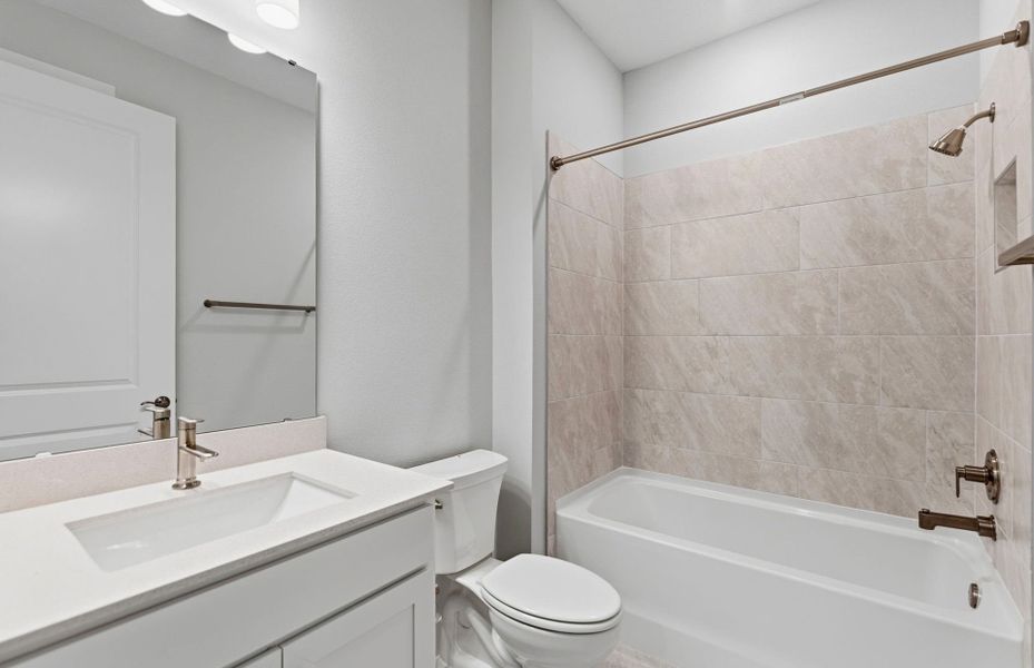 Furnished interior view inside a new home in Del Webb River Reserve, Spring Hill (Image 7).