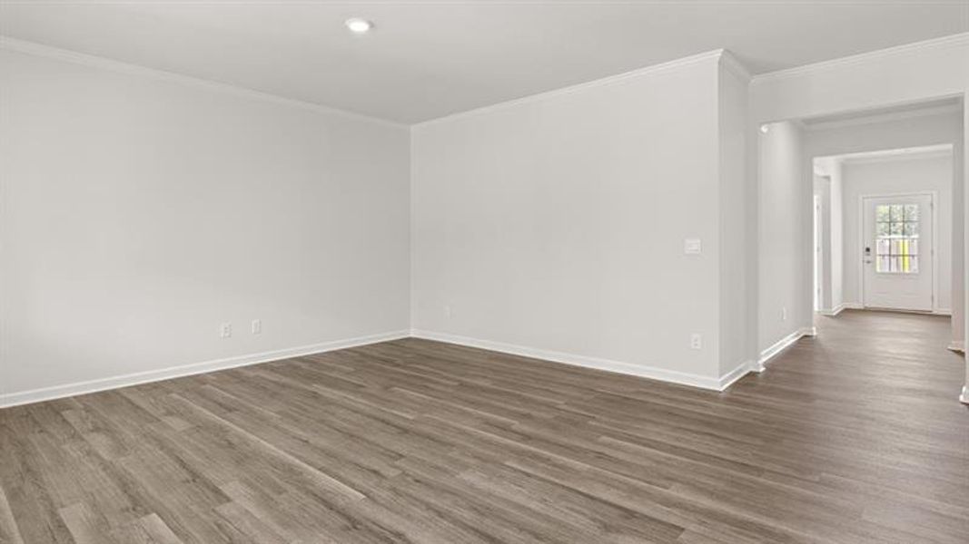 Spacious, unfurnished interior of a new home in Lost Creek, Dallas (Image 18).