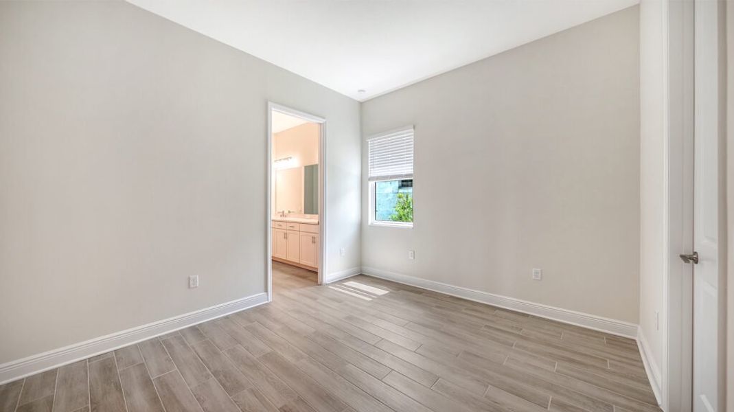 Spacious, unfurnished interior of a new home in Canoe Creek, Parrish (Image 58). Spacious, unfurnished interior of a new home in Canoe Creek, Parrish (Image 58).