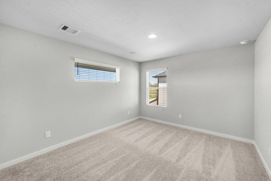 Spacious, unfurnished interior of a new home in Grand Oaks Village, Houston (Image 16). Spacious, unfurnished interior of a new home in Grand Oaks Village, Houston (Image 16).