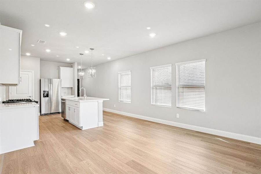 Photo is not of the actual home, but is an inspirational photo of builder’s model home and may depict options, furnishings, and/or decorator features that are not included. Photo is not of the actual home, but is an inspirational photo of builder’s model home and may depict options, furnishings, and/or decorator features that are not included.