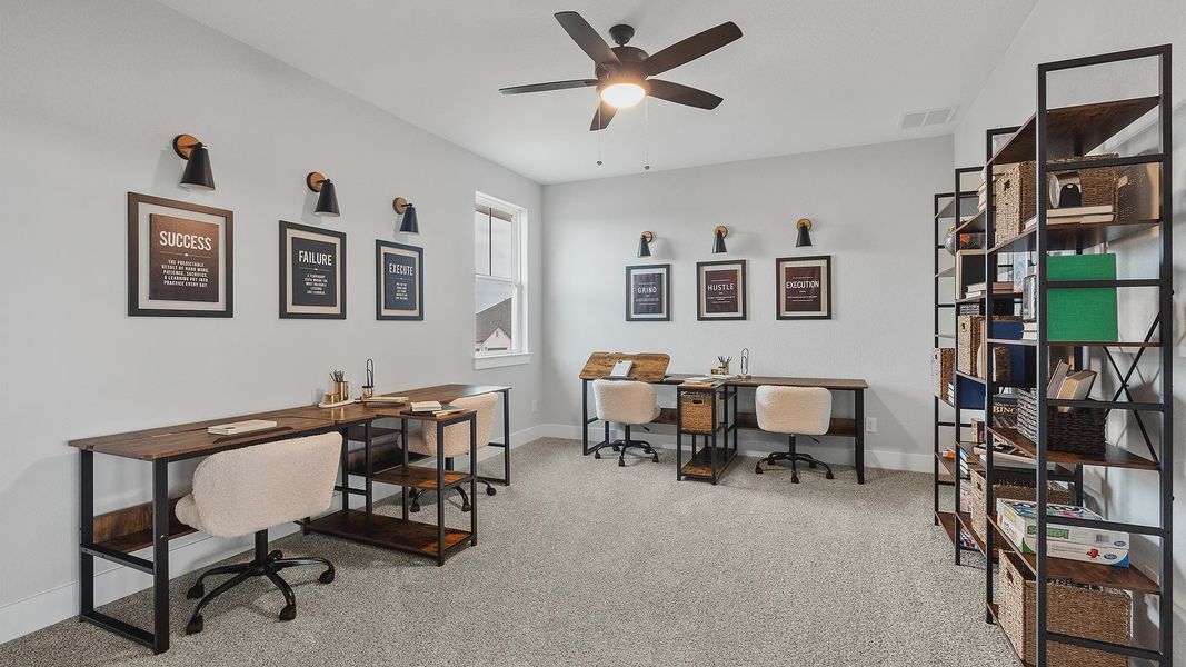 Furnished interior view inside a new home in Highland Village, Georgetown (Image 20).