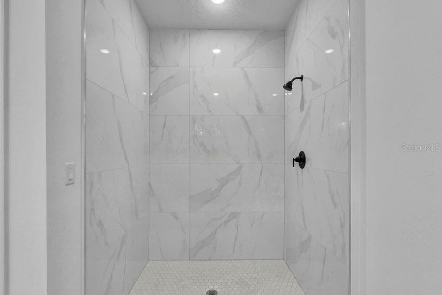 Furnished interior view inside a new home in , Ocala (Image 5).