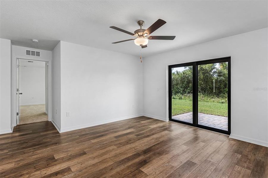 Spacious, unfurnished interior of a new home in , Port Charlotte (Image 10). Spacious, unfurnished interior of a new home in , Port Charlotte (Image 10).