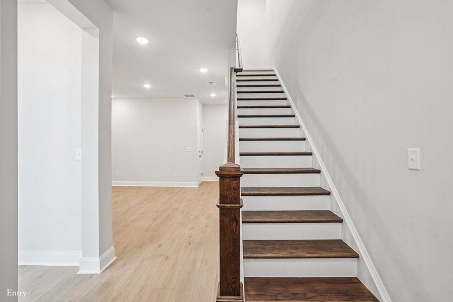 Spacious, unfurnished interior of a new home in Promenade at Clari Park, Murfreesboro (Image 8).