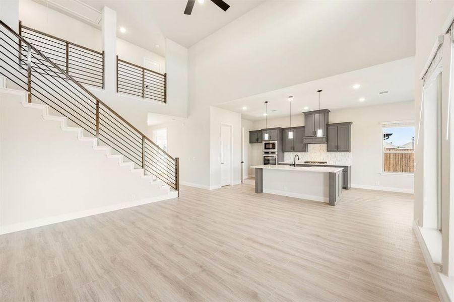 Spacious, unfurnished interior of a new home in The Oaks, Red Oak (Image 34).