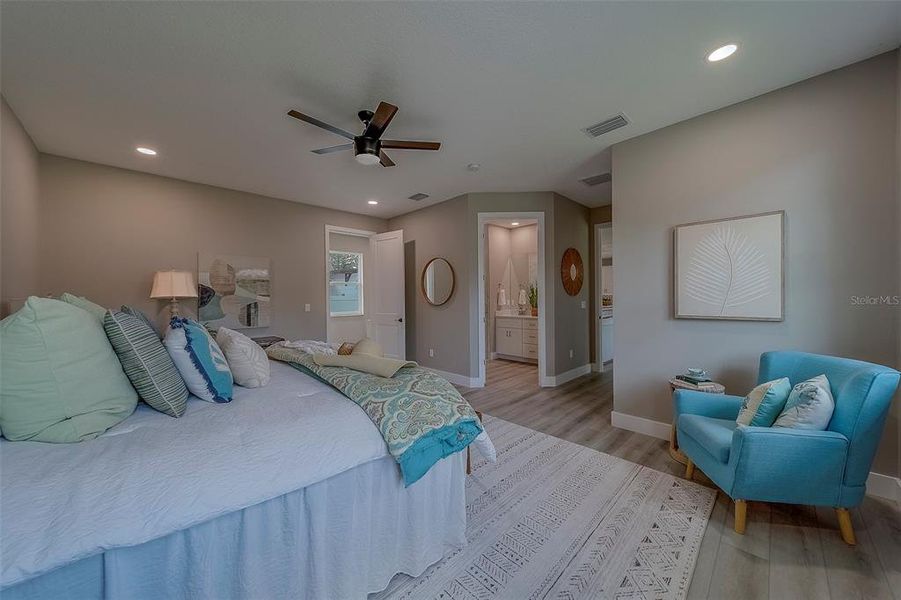 Furnished interior view inside a new home in , Largo (Image 15).