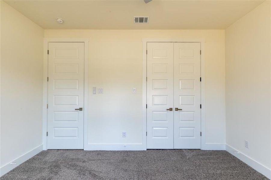 Spacious, unfurnished interior of a new home in , Dallas (Image 16). Spacious, unfurnished interior of a new home in , Dallas (Image 16).
