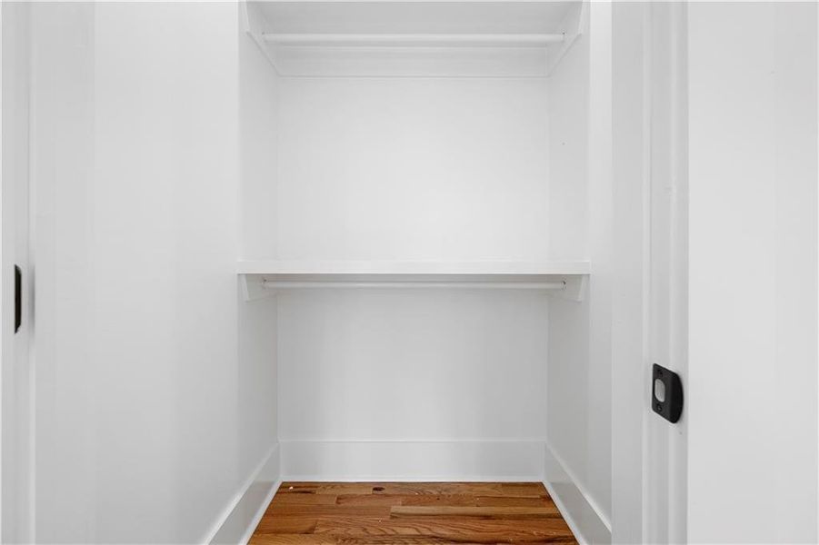Spacious, unfurnished interior of a new home in , Atlanta (Image 69).