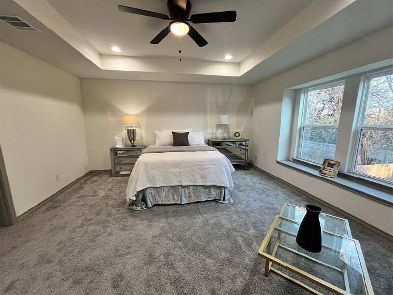 Furnished interior view inside a new home in , Dallas (Image 10).