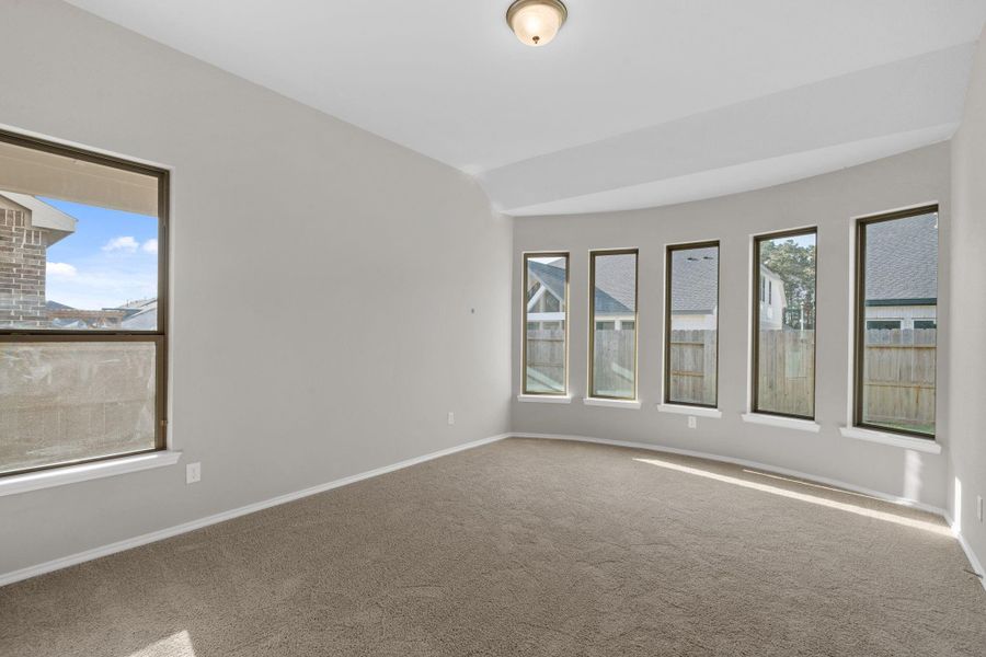 Spacious, unfurnished interior of a new home in The Trails 40', New Caney (Image 23).