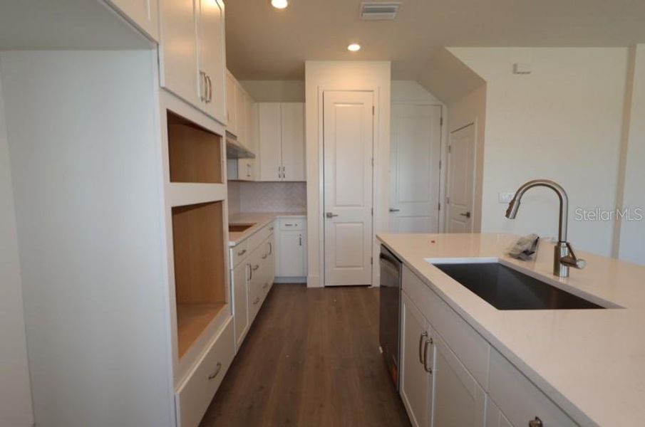 Furnished interior view inside a new home in , Sarasota (Image 6).