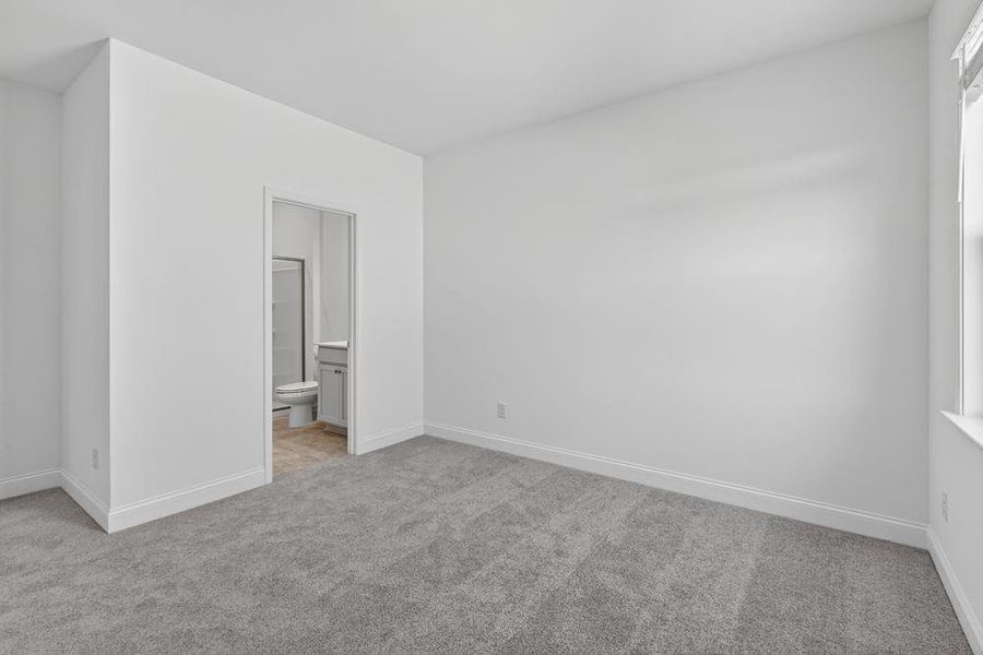 Spacious, unfurnished interior of a new home in Bennett Farm, Loganville (Image 26).