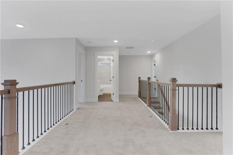 Spacious, unfurnished interior of a new home in Twin Lakes, Hoschton (Image 17).