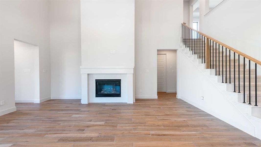 Spacious, unfurnished interior of a new home in Devonshire - Reserve 50', Forney (Image 22). Spacious, unfurnished interior of a new home in Devonshire - Reserve 50', Forney (Image 22).