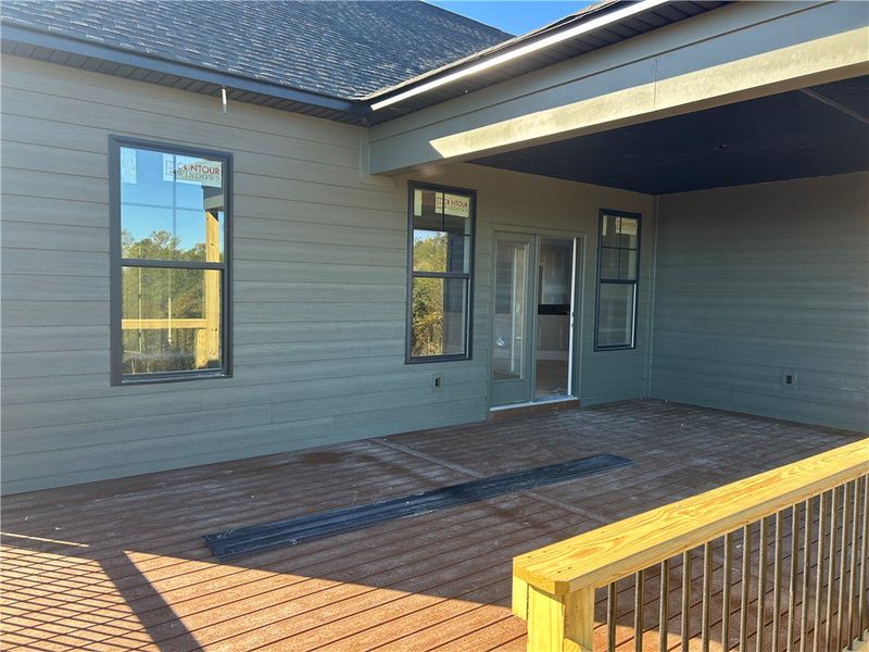Exterior details and patio area of a home in Edwards Ridge, Central (Image 13).