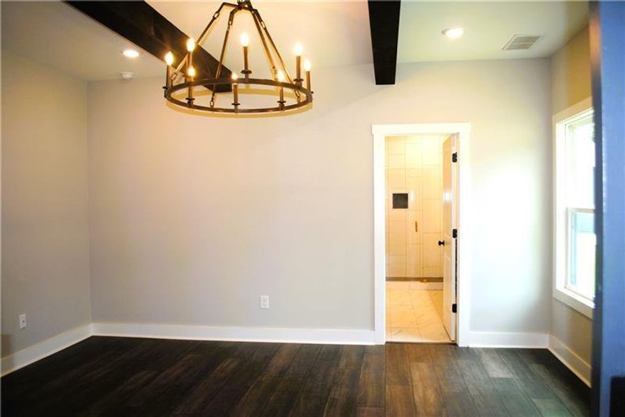 Spacious, unfurnished interior of a new home in Ferguson Corners, Emerson (Image 34).