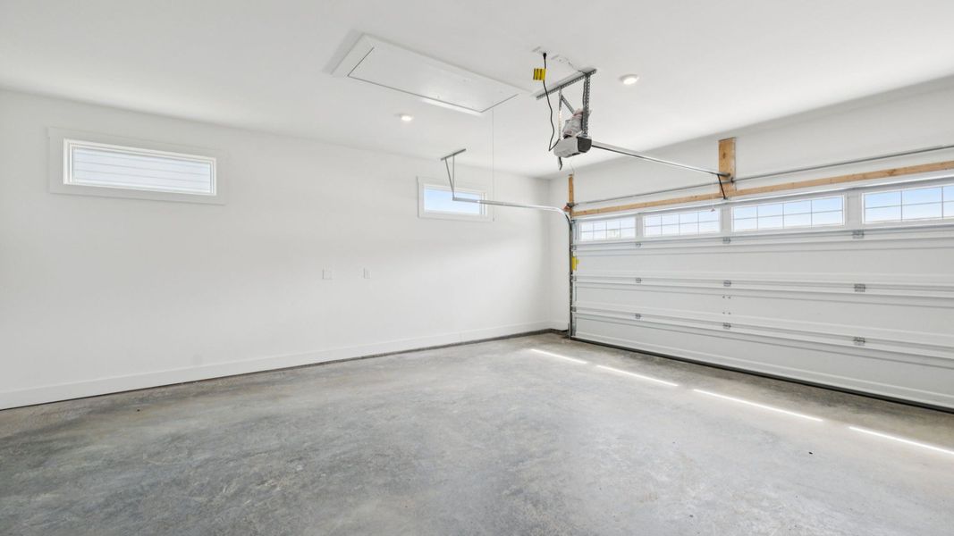 Spacious, unfurnished interior of a new home in The Courtyards at Stewarts Creek, Smyrna (Image 32).