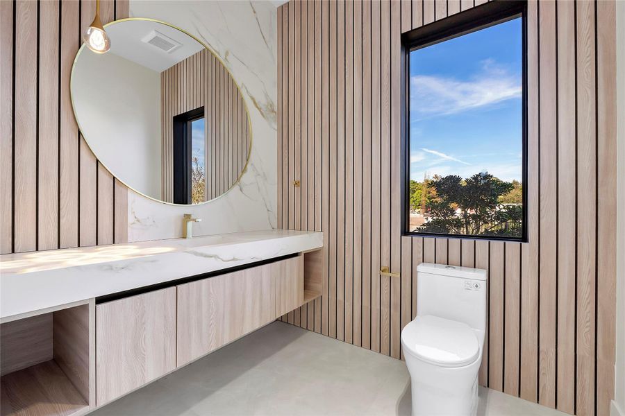 Furnished interior view inside a new home in , Plantation (Image 36).