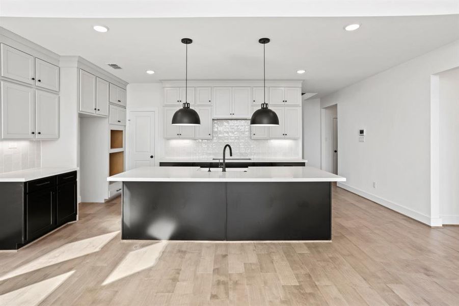 Chef's Dream Kitchen With HUGE Porcelain Island