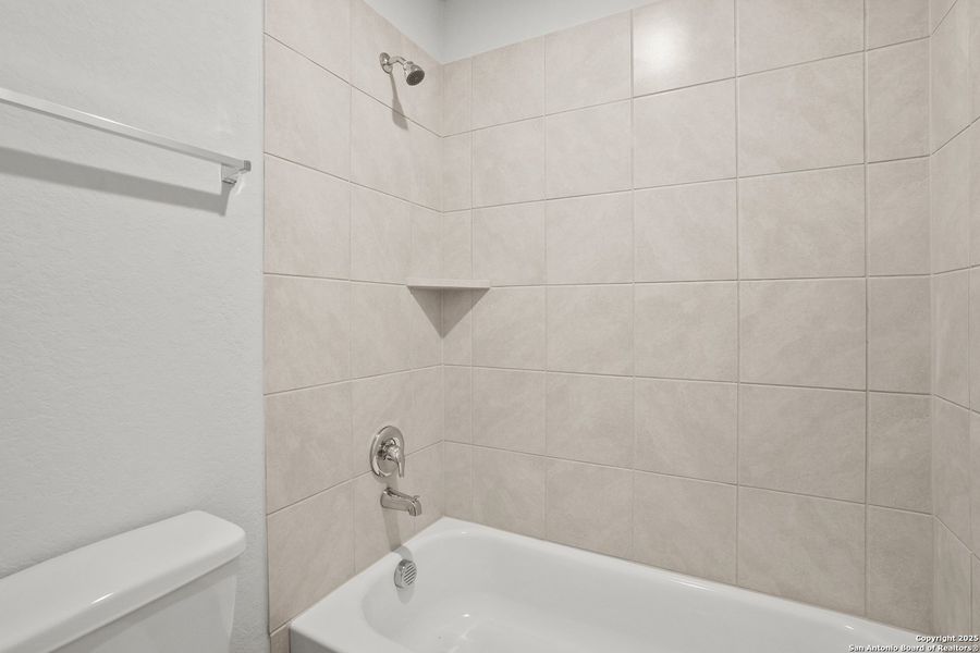 Image 32 of a home in Abbott Place.