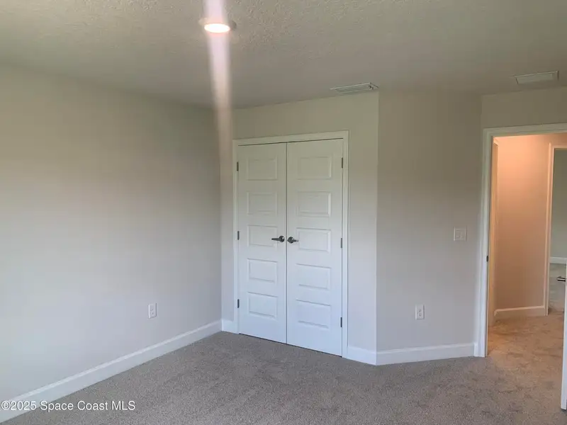 Spacious, unfurnished interior of a new home in Palm Bay, Palm Bay (Image 16).