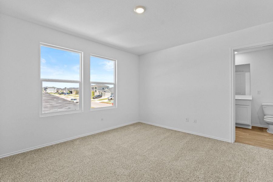 Spacious, unfurnished interior of a new home in Valverde, Bastrop (Image 30).