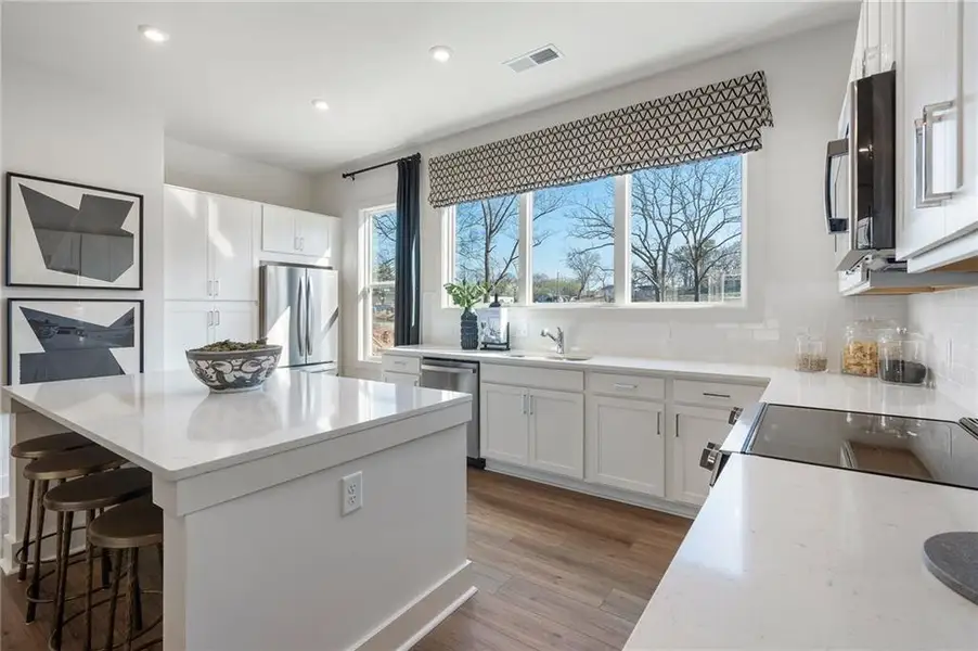 Furnished interior view inside a new home in , Alpharetta (Image 7).