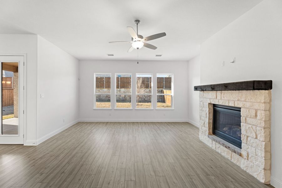 Representative unfurnished interior of a home built from the Hawkins by UnionMain Homes in Lake Breeze, Lavon (Image 23). Representative unfurnished interior of a home built from the Hawkins by UnionMain Homes in Lake Breeze, Lavon (Image 23).