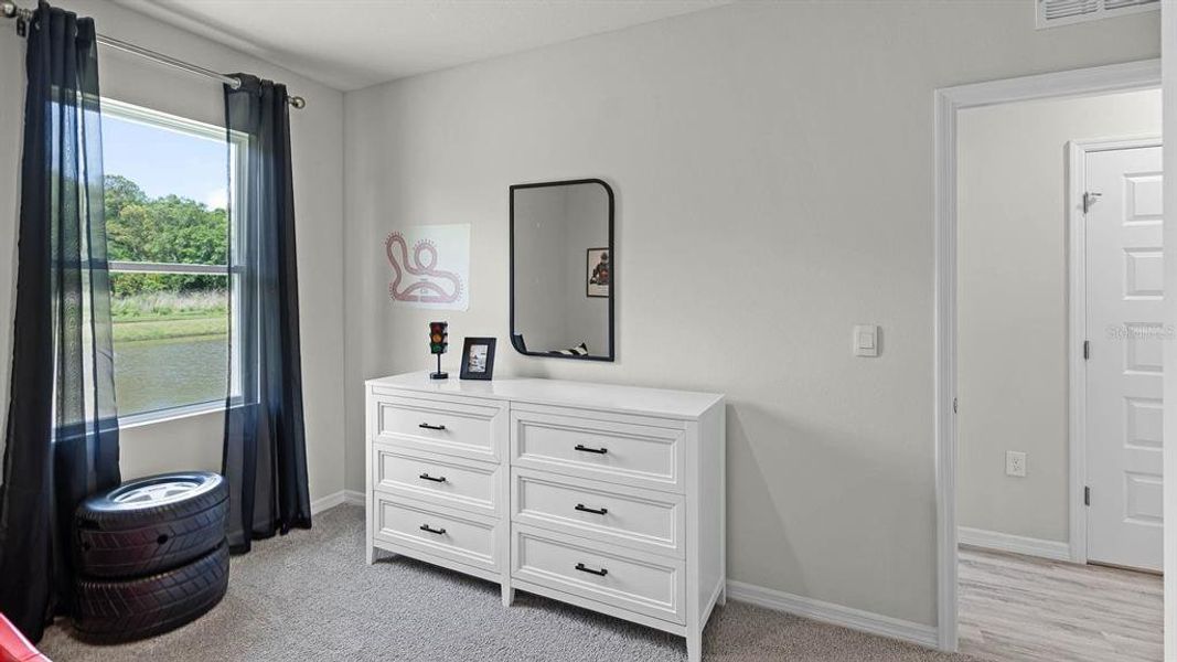 Furnished interior view inside a new home in Magnolia Pointe, Umatilla (Image 10).