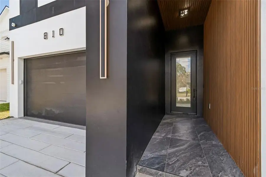 Exterior details and patio area of a home in , Tampa (Image 3).