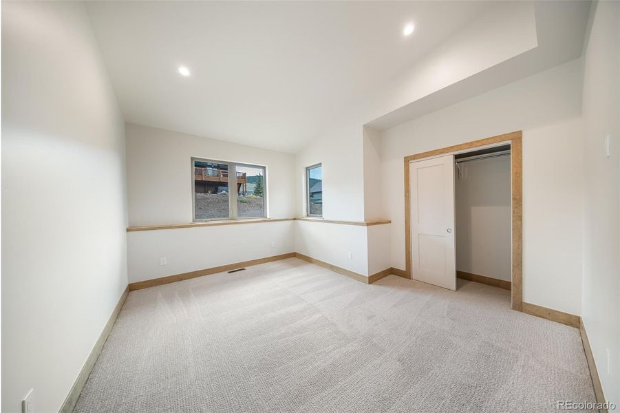 Spacious, unfurnished interior of a new home in , Hot Sulphur Springs (Image 28).