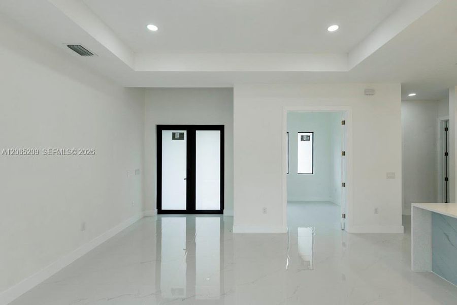 Spacious, unfurnished interior of a new home in , Lehigh Acres (Image 60).