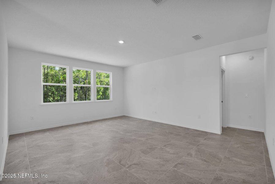 Spacious, unfurnished interior of a new home in Hyland Trail, Green Cove Springs (Image 15). Spacious, unfurnished interior of a new home in Hyland Trail, Green Cove Springs (Image 15).