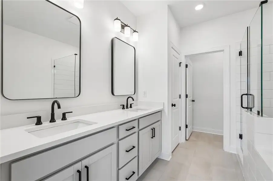 Furnished interior view inside a new home in Millcroft Townhomes, Buford (Image 19). Furnished interior view inside a new home in Millcroft Townhomes, Buford (Image 19).