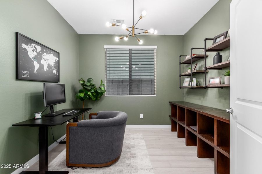 30 - Seldon 30 - Seldon