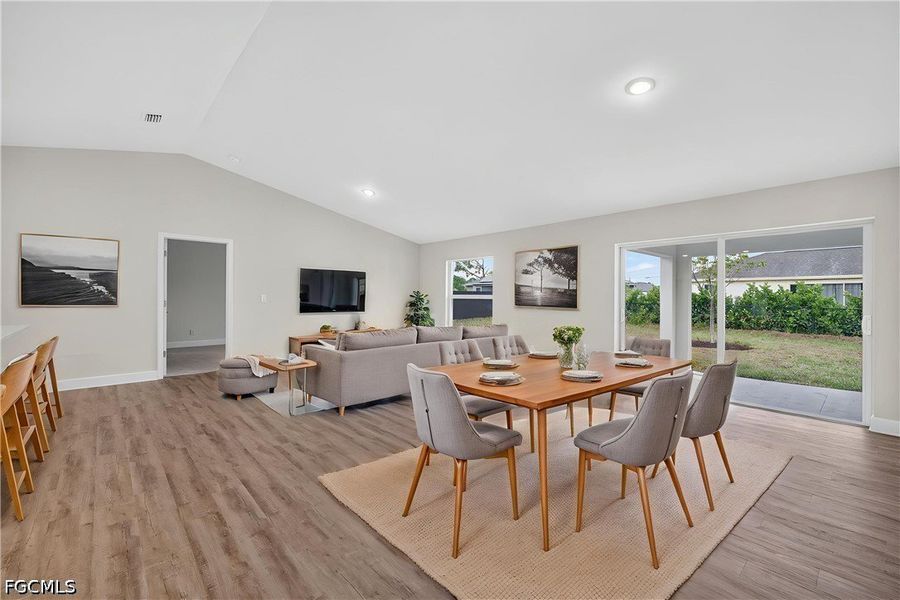 Furnished interior view inside a new home in Cape Coral, Cape Coral (Image 6).