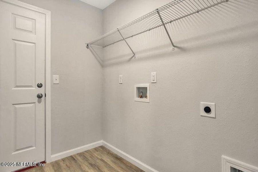 Spacious, unfurnished interior of a new home in , Jacksonville (Image 20). Spacious, unfurnished interior of a new home in , Jacksonville (Image 20).