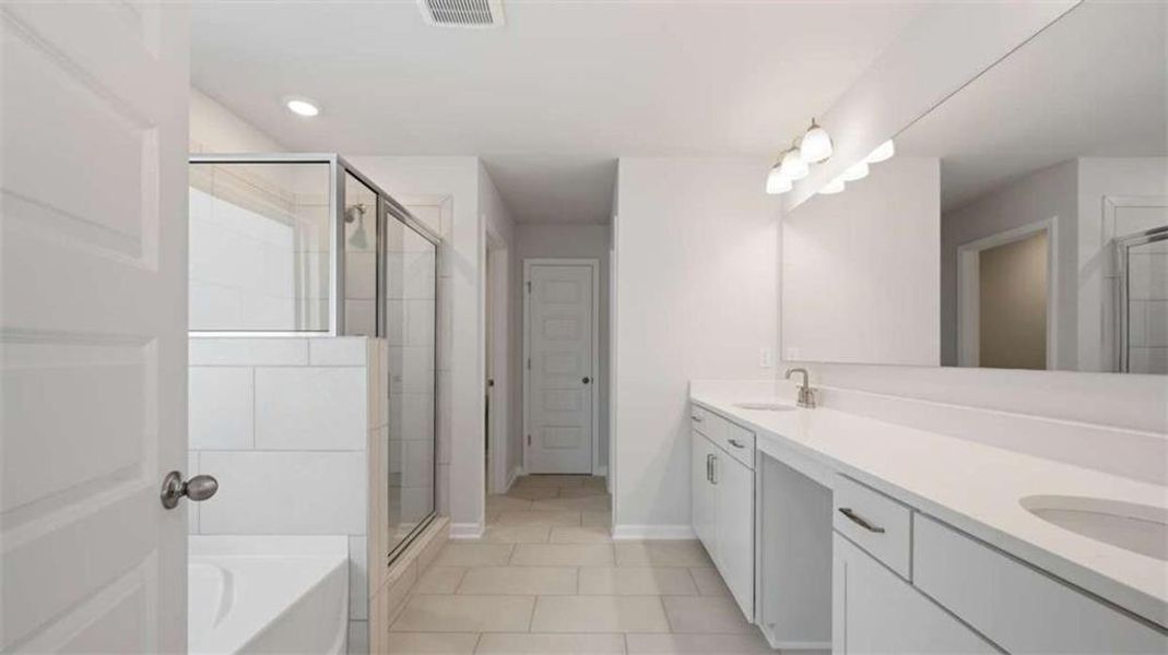 Furnished interior view inside a new home in Water Oak Estates, Lawrenceville (Image 3).