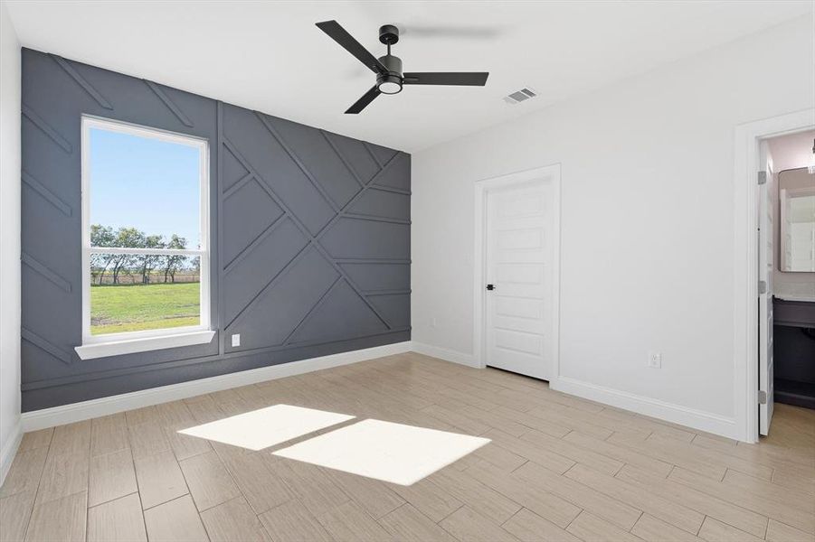 Spacious, unfurnished interior of a new home in , Sanger (Image 31).